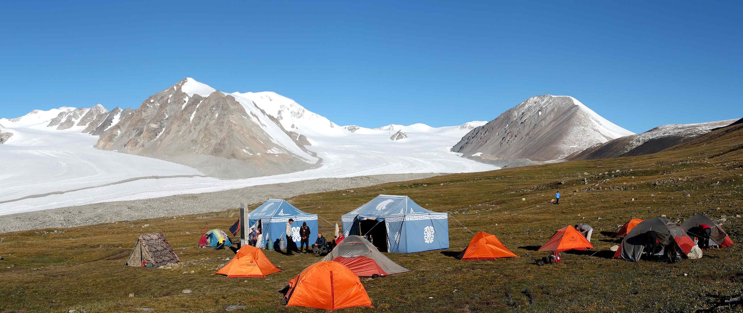 malchin-peak-basecamp-trekking-puretreks