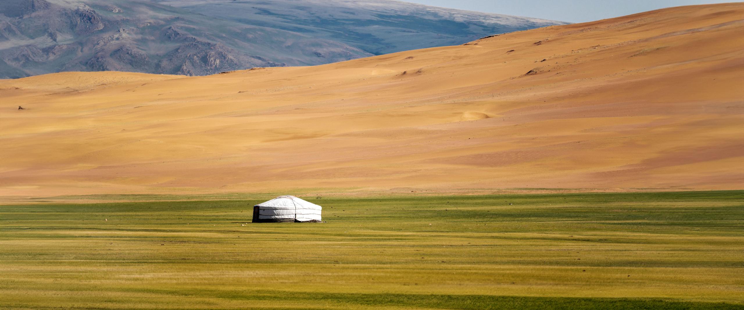 ulaagchin-khar-nuur-jurte-mongolei-wandern