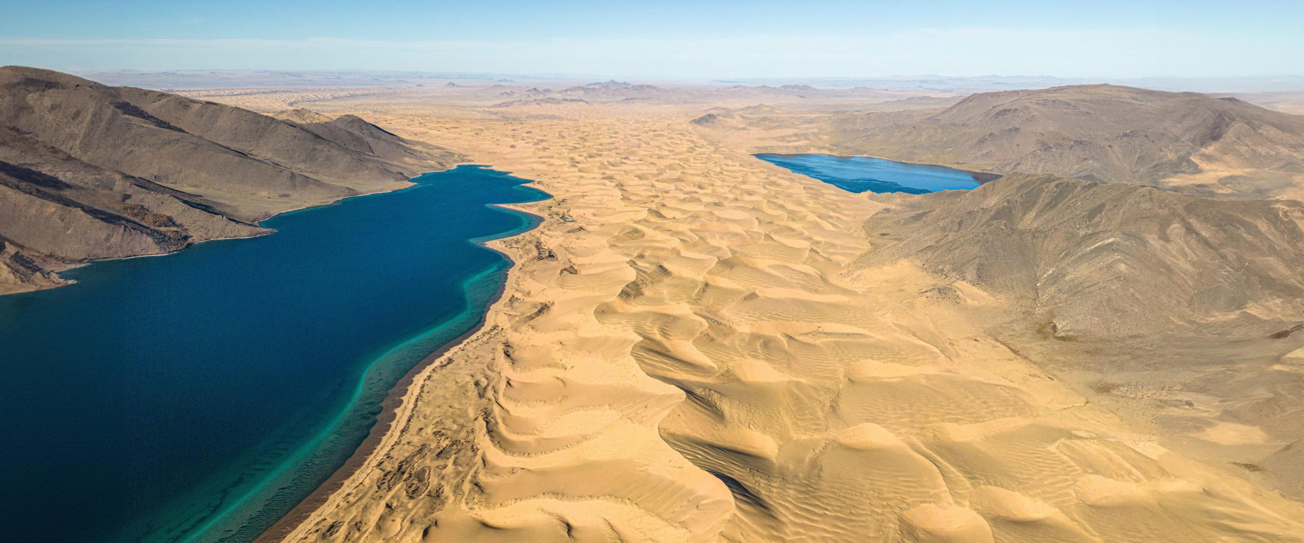 ulaagchin-khar-nuur-mongolei-wuestensee